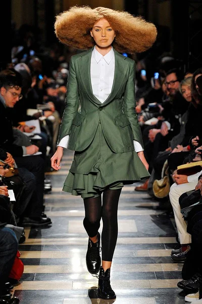 Look 6